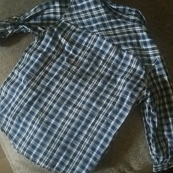 Calvin Klein Button Up - Picture 2 of 2